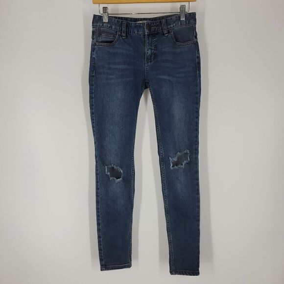Free People distressed blue jeans size 25. - Picture 1 of 10